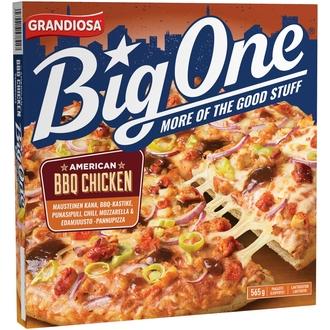 Grandiosa BigOne pan pizza BBQ chicken, kanaa, barbequekastiketta, punasipulia pakaste 565g